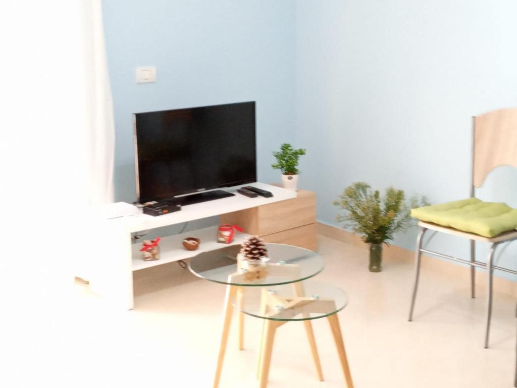 Marvi's Gated Beach area apt - Image 4
