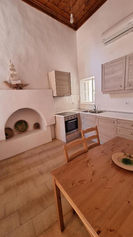 Kuchyňa alebo kuchynka v ubytovaní Kozas Art House, Symi