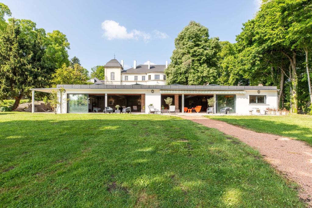 Zahrada ubytování Château de Charmeil- Vichy chambres d'hôtes