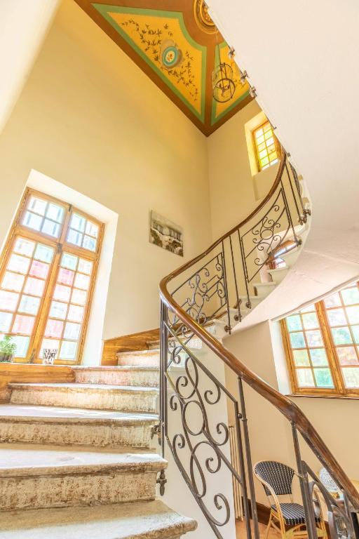 Fotografie z fotogalerie ubytování Château de Charmeil- Vichy chambres d'hôtes v destinaci Charmeil