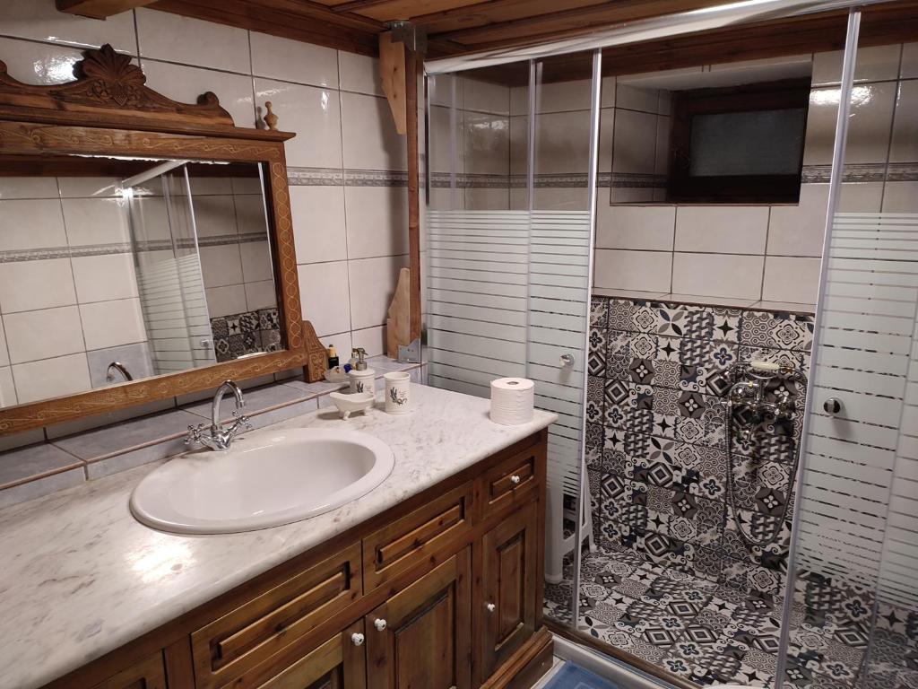 A bathroom at House Rodia
