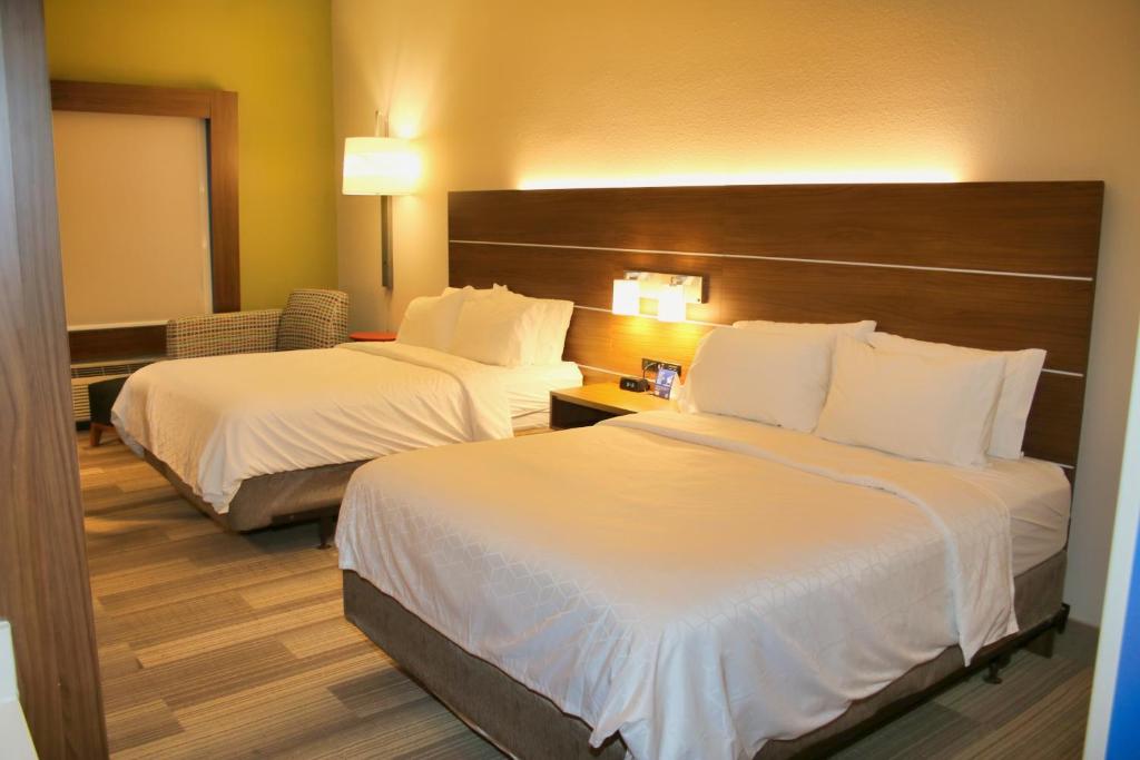Holiday Inn Express by IHG - Standard-Zimmer Mit Queensize-Bett Und Bad/Dusche