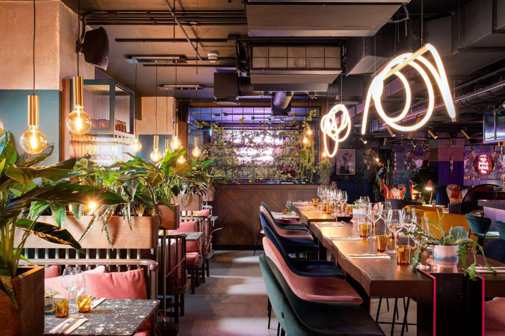 Nápoje v ubytování YOTEL Manchester Deansgate