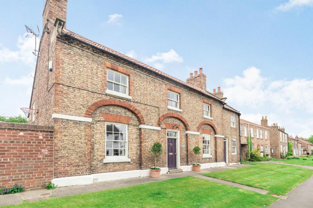 Budova, kde se prázdninový dům nachází