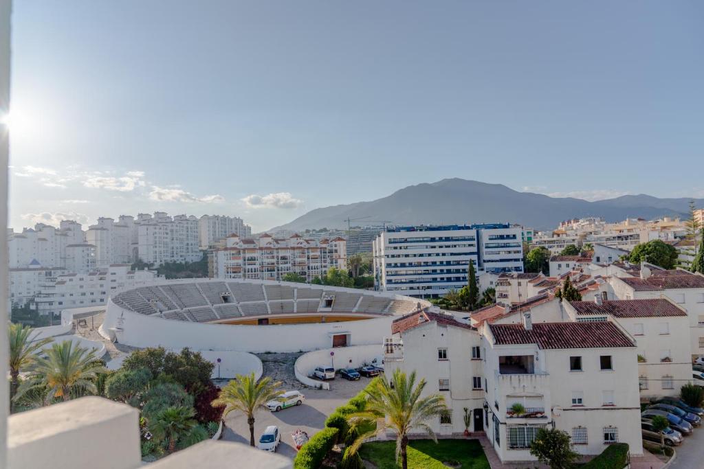 EsteponaCies, Estepona – Bijgewerkte prijzen 2023