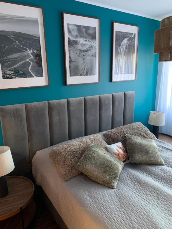 Posteľ alebo postele v izbe v ubytovaní Apartament EverySeason Karpacz