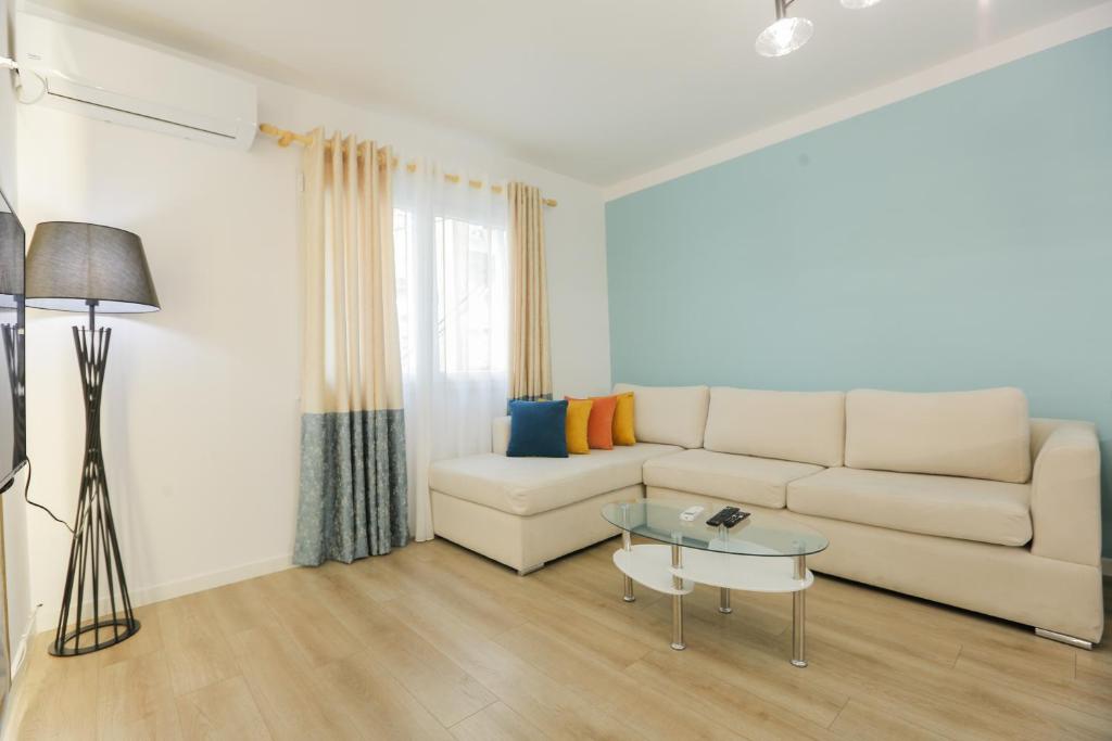 Miku Apartment - DREAMY Apartment At Wilson Square - Image 9