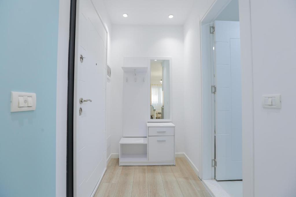 Miku Apartment - DREAMY Apartment At Wilson Square - Image 7