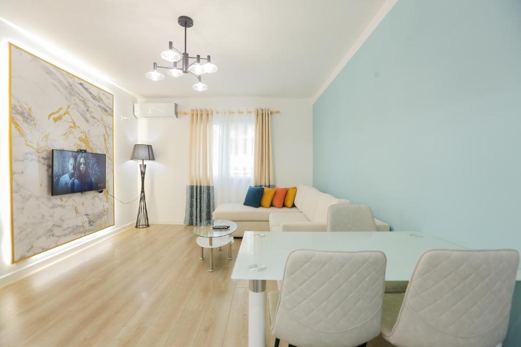 Miku Apartment - DREAMY Apartment At Wilson Square - Image 5