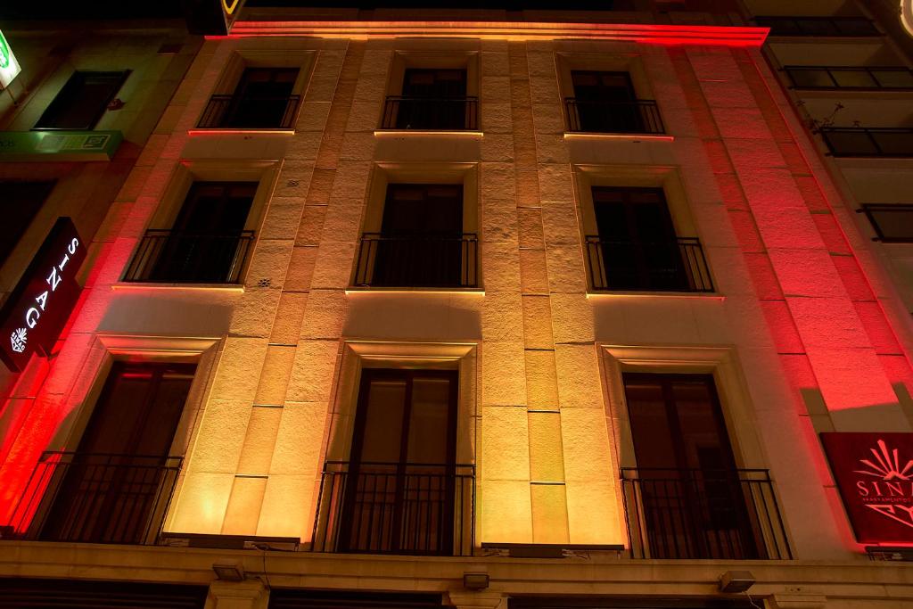 APARTAMENTOS TURISTICOS SINAG - 1