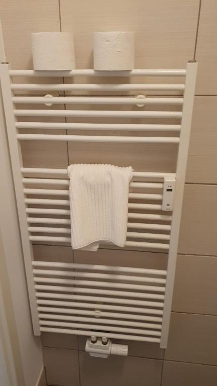 Pension Bad Soden / Apartment and Rooms - 带私人浴室的双人间