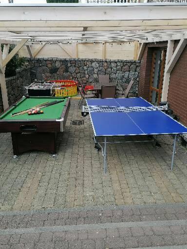 Stolný tenis v ubytovaní Willa Czaruś alebo v jeho okolí