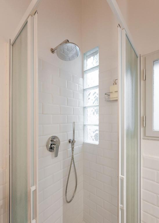 A bathroom at Pitti - Flo Apartments