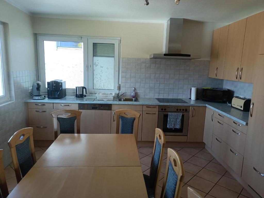 Ferienwohnung Sonnenschein - Luxury Three-Bedroom Apartment