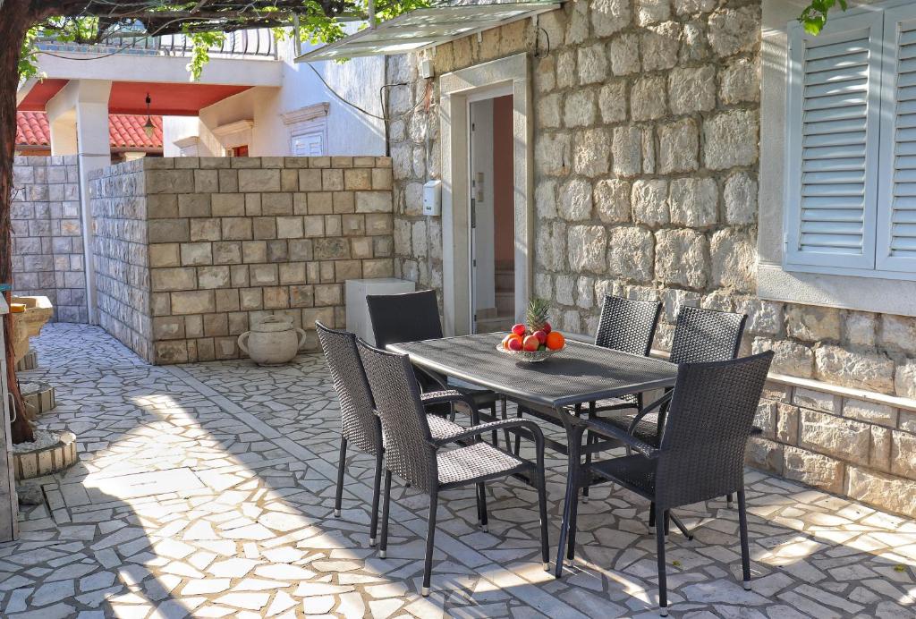 Patio alebo iná vonkajšia časť ubytovania Trsteno Dream House