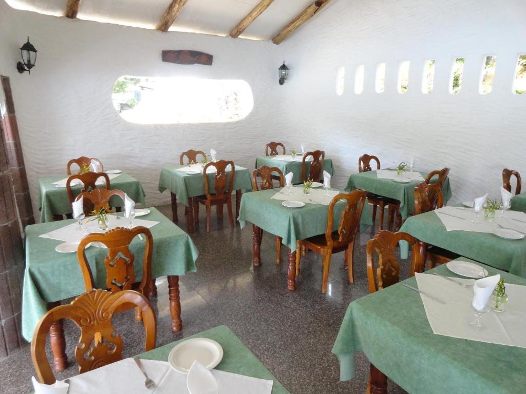 Restaurace v ubytování Lazare Picault Hotel