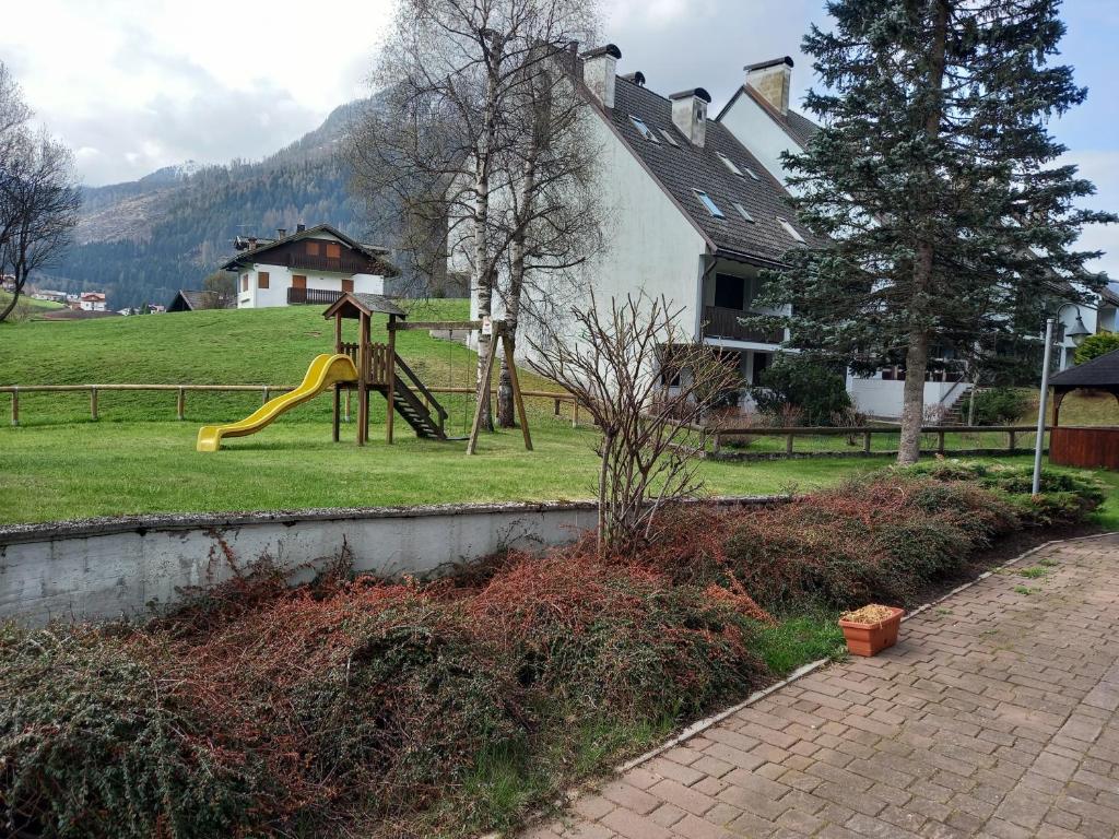 Herní místnost nebo prostor pro děti v ubytování Casa con vista a Moena