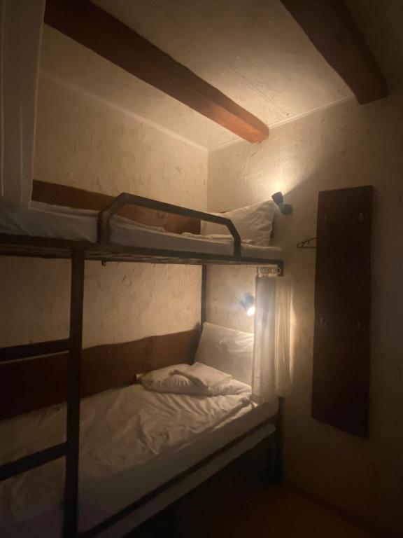 Postel nebo postele na pokoji v ubytování Hostel Danylo Halytskyi