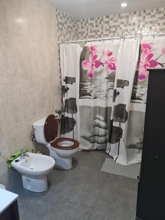 Zdjęcie z galerii obiektu Chambre avec salle de bain privée w mieście Molvízar