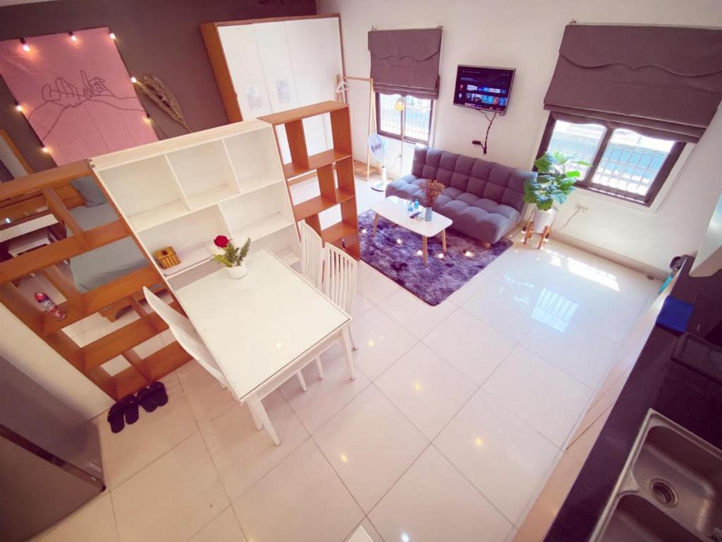 MayHouse - CoZy 2B & 3B