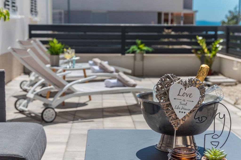 Posedenie v ubytovaní Luxury Apartment SMILE-Sea View