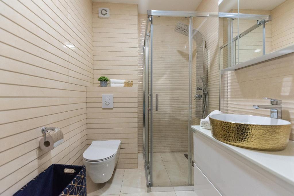 Kúpeľňa v ubytovaní Luxury Apartment SMILE-Sea View