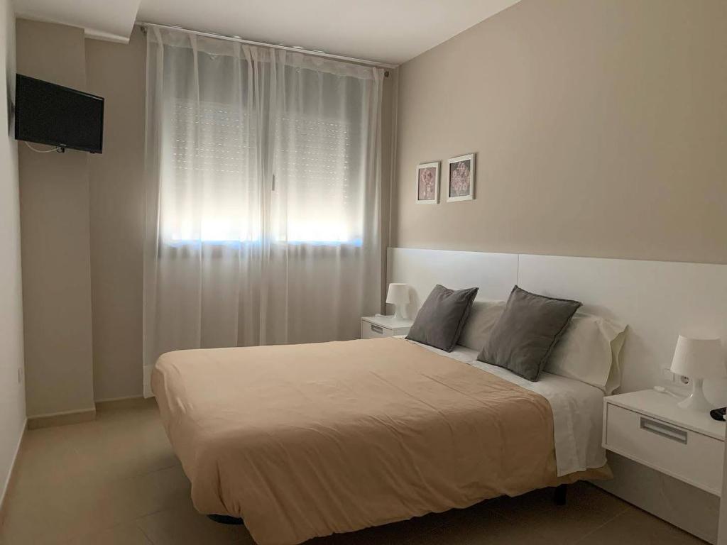 Hostal La Placeta - 1