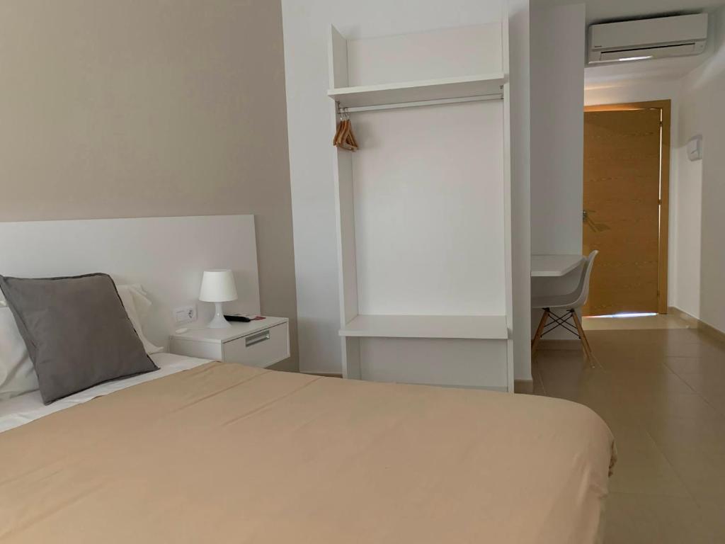 Hostal La Placeta - 2