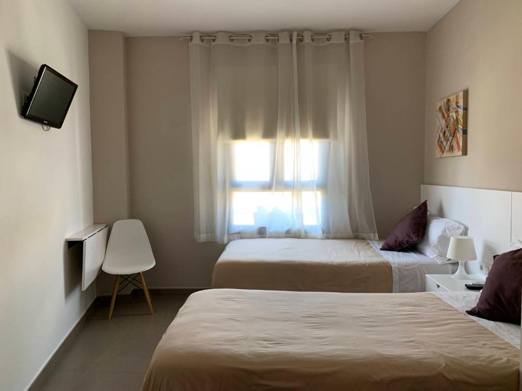 Hostal La Placeta - 5