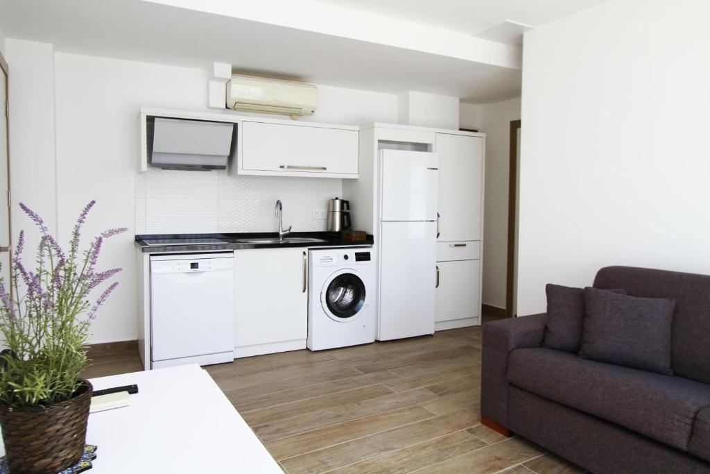 Kuchyň nebo kuchyňský kout v ubytování Ufuk Otel