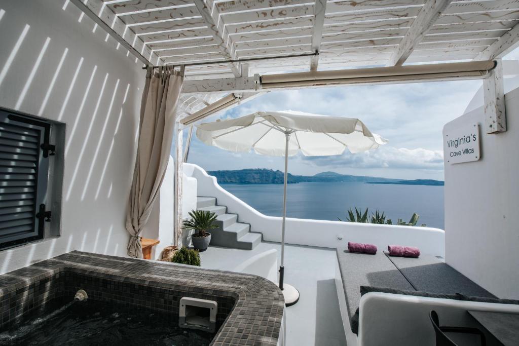 Virginia's Cave Villas - 12