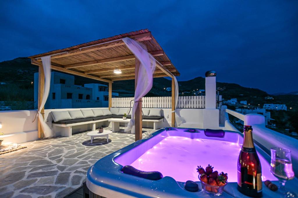 The swimming pool at or close to Naxos Pantheon House Panoramic View