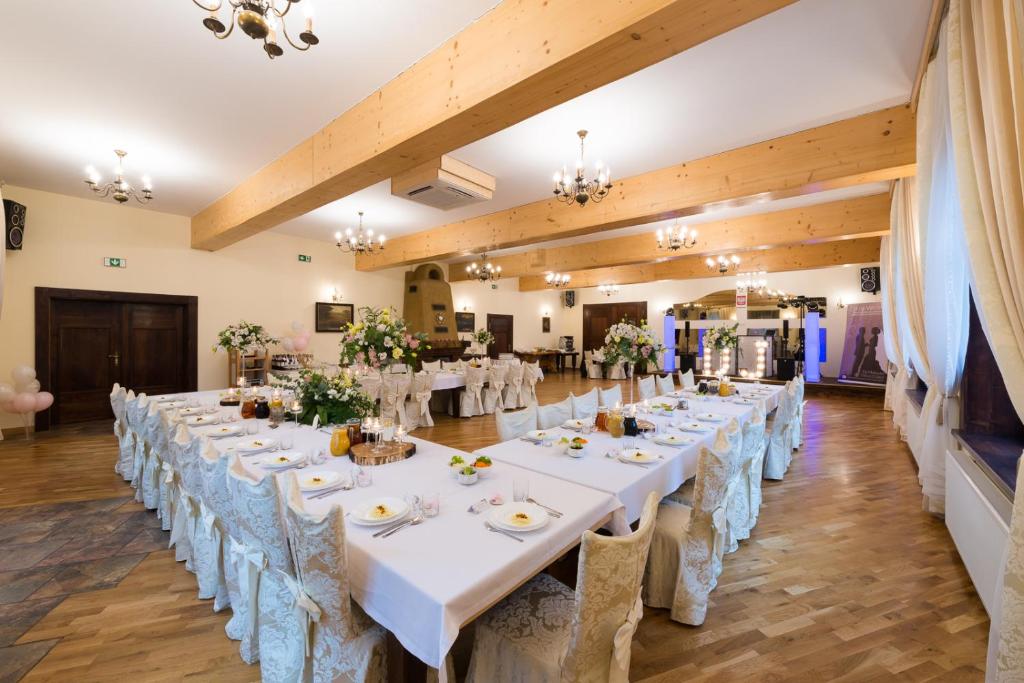 Dworek staropolski - Resim 39