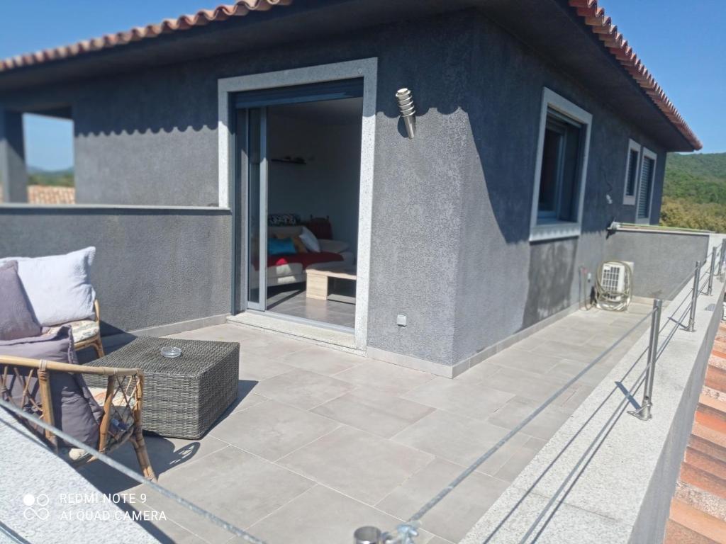 Balkón alebo terasa v ubytovaní Chez J, appartement à l'étage, T3