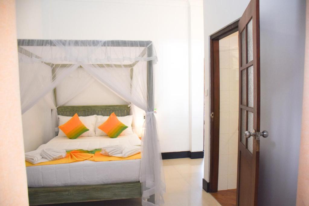 The Entrance Galle Fort - 3