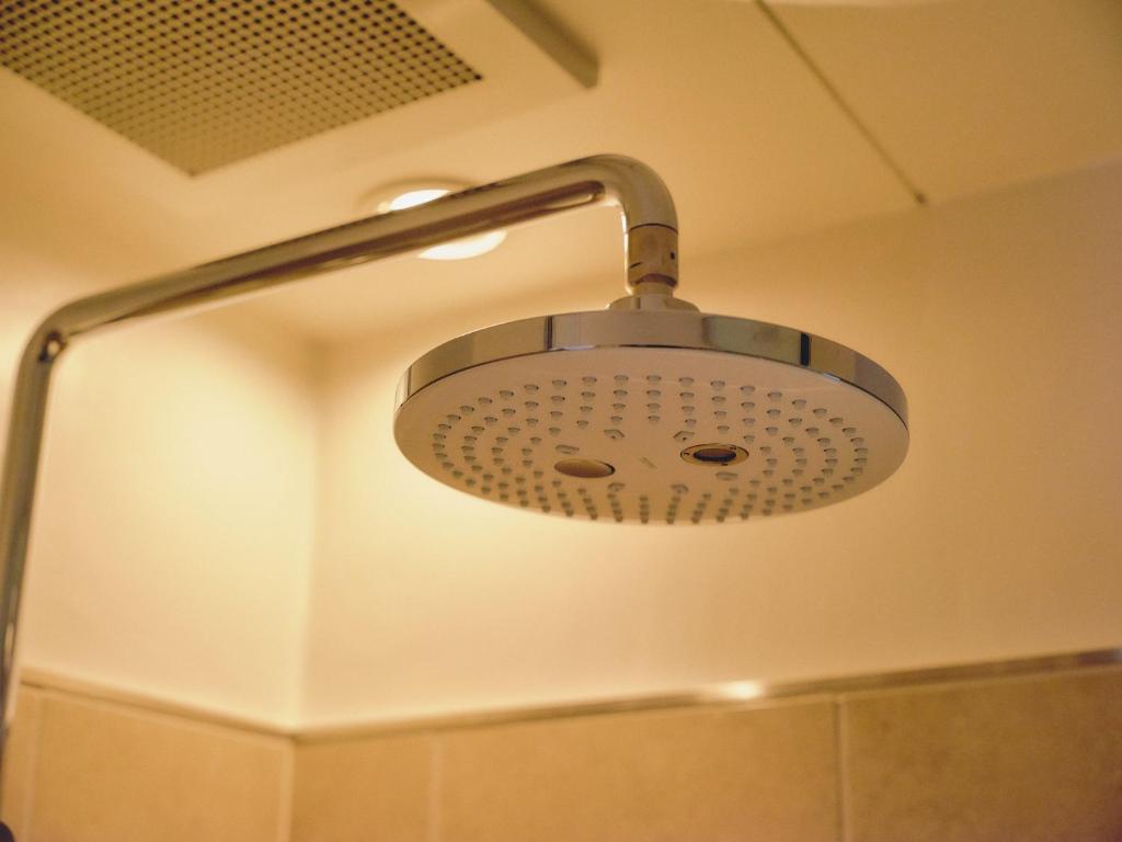 Koupelna v ubytování BIRD HOTEL