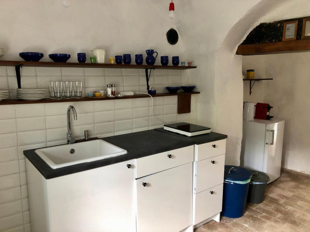 Fotografie z fotogalerie ubytování Káli Kerted Vendégházak Karolin néni háza v destinaci Monoszló