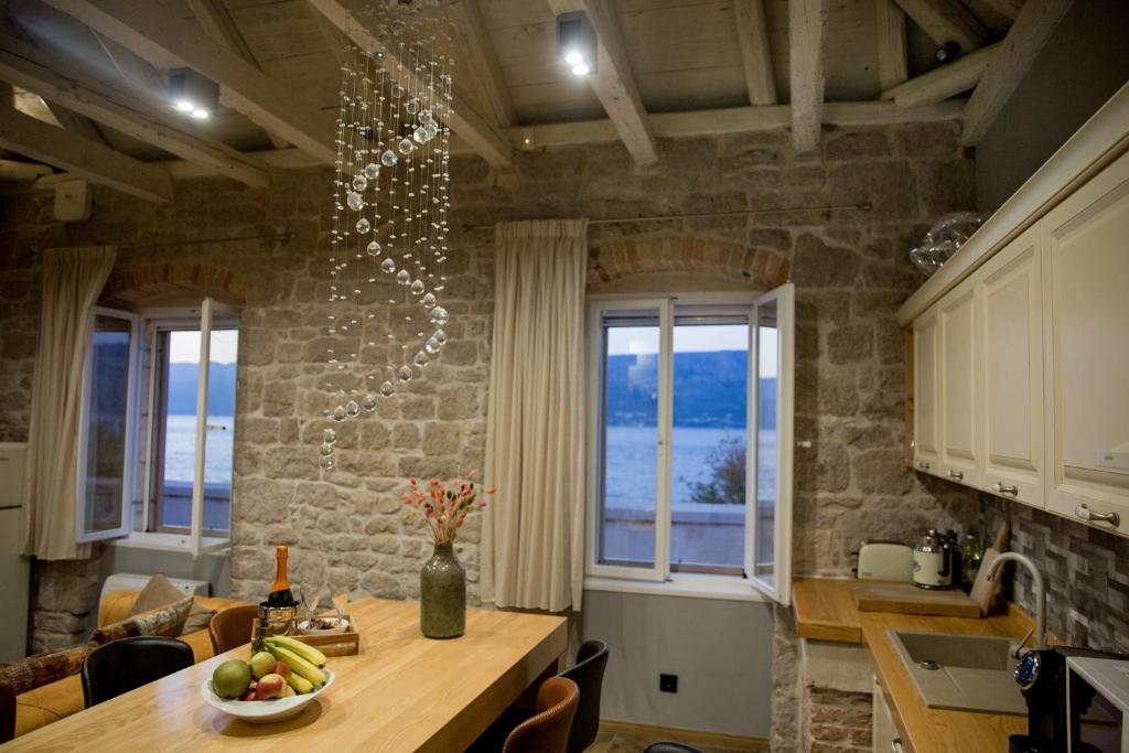 Fotografie z fotogalerie ubytování St. Nicholas lighthouse - island of Brač v destinaci Pučišća