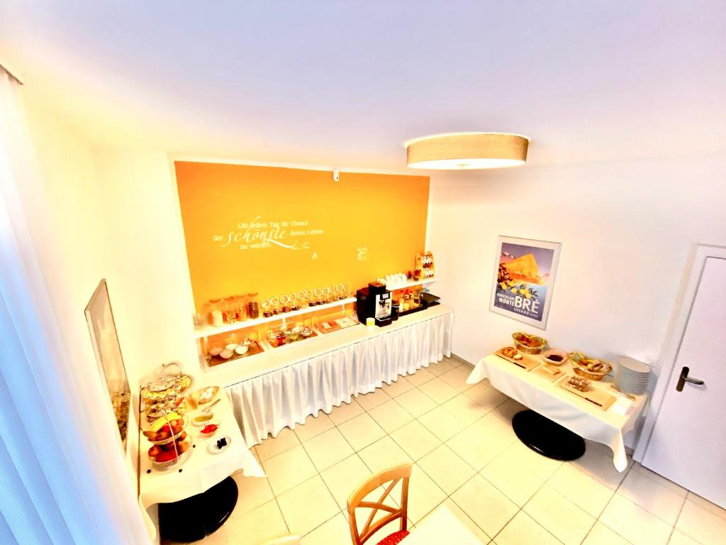 Imagem da galeria de Hotel Garni dei fiori em Ascona