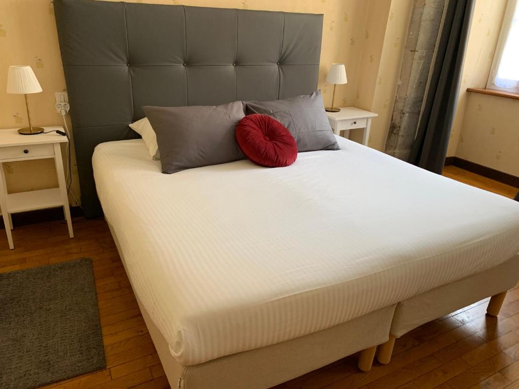 Grands Gîtes Reine Jeanne — rum