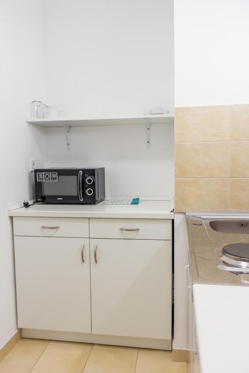 Kuchyňa alebo kuchynka v ubytovaní Wesselényi Strand apartmanok
