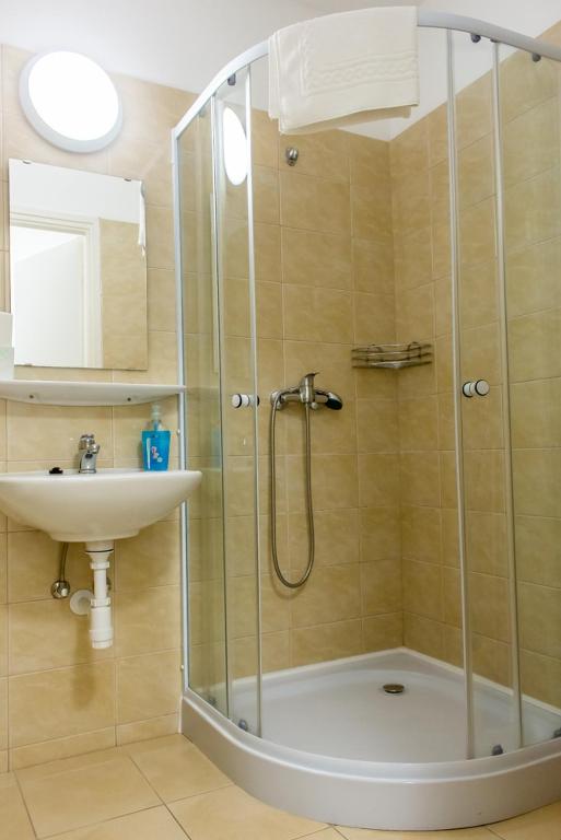 Kúpeľňa v ubytovaní Wesselényi Strand apartmanok