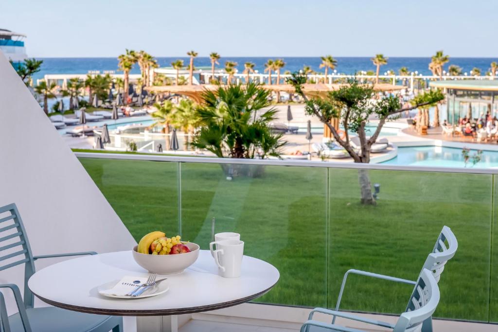 Lyttos Mare Adults Friendly 12plus - 13