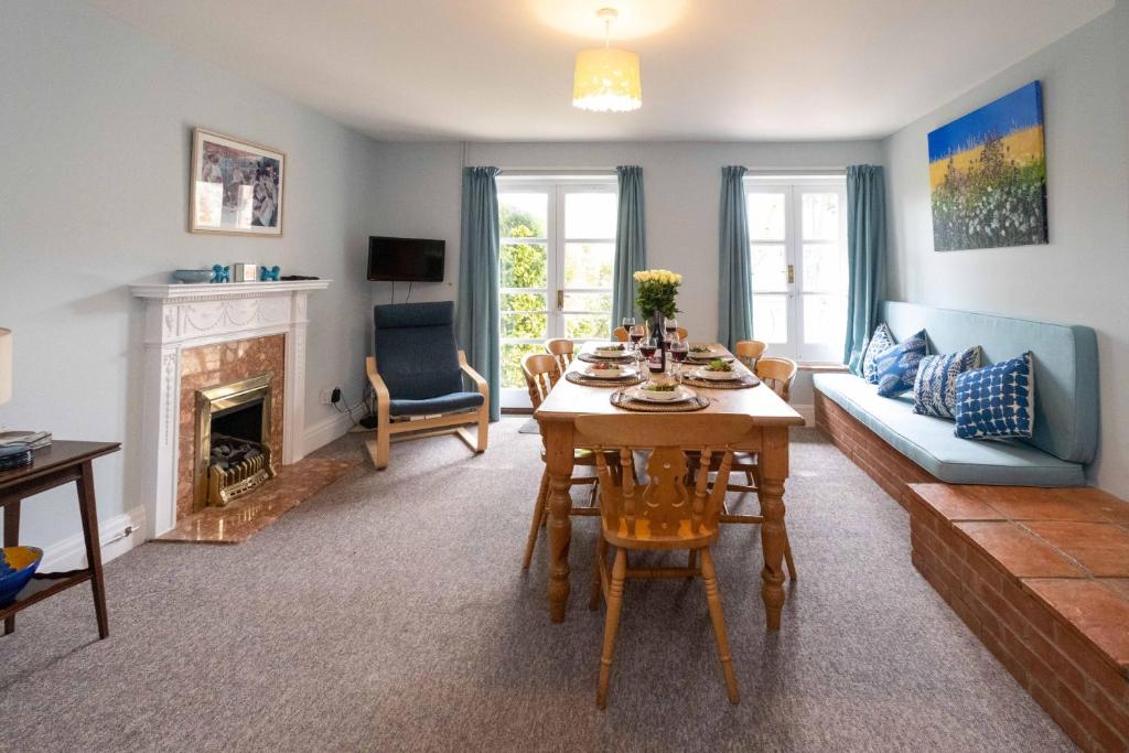 4 Crespigny House - Aldeburgh Coastal Cottages 5