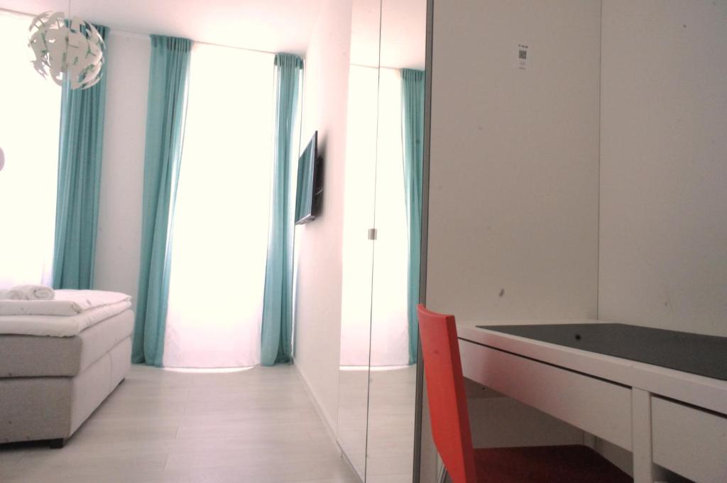 Postel nebo postele na pokoji v ubytování Hotel Böke Rheinfelden