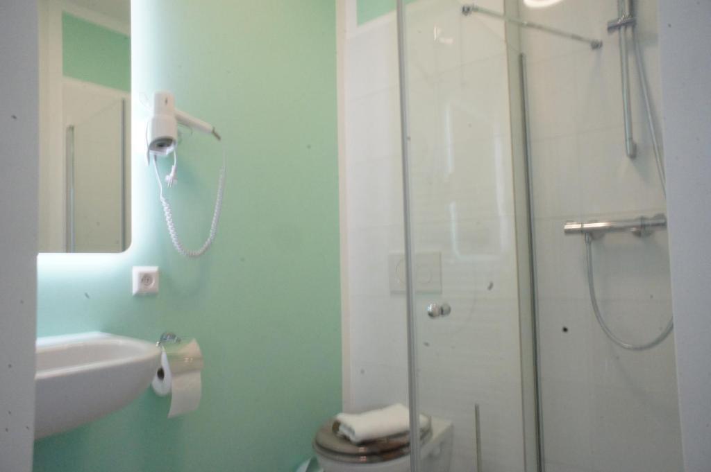 Koupelna v ubytování Hotel Böke Rheinfelden