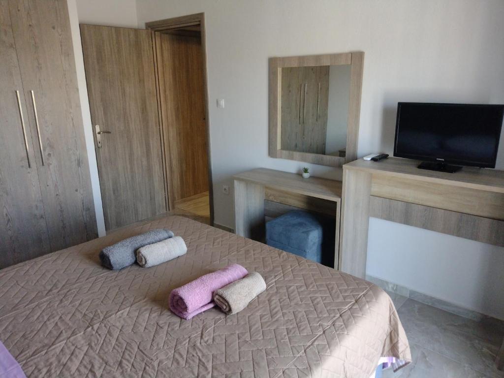 Postel nebo postele na pokoji v ubytování "Thea" Valis Apartments