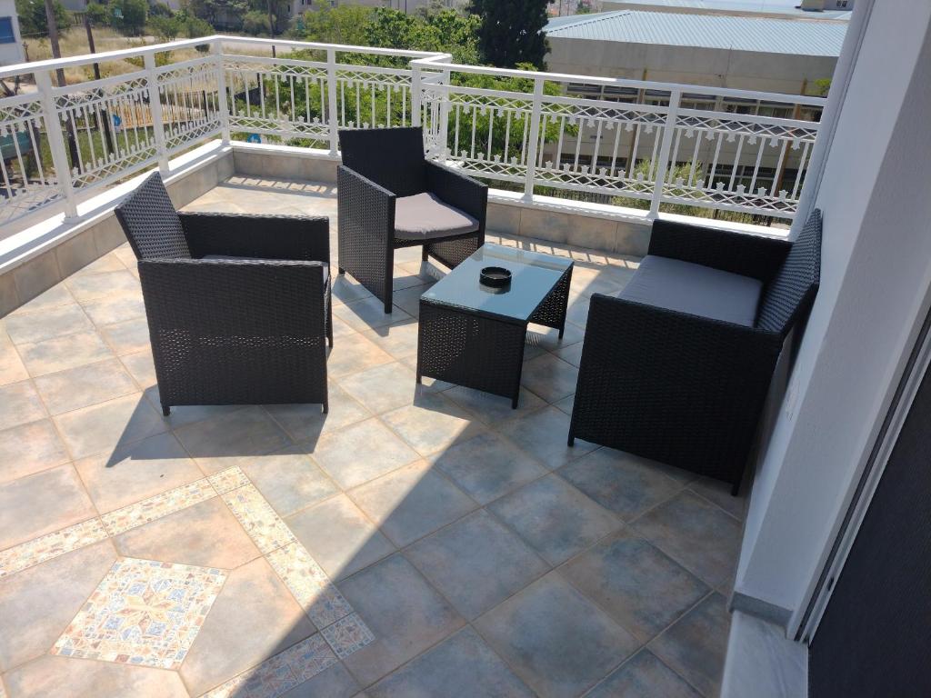 Balkón nebo terasa v ubytování "Thea" Valis Apartments