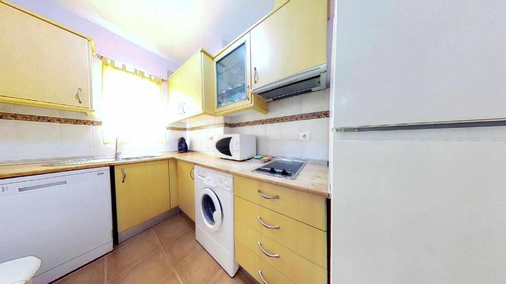 Kuchnia lub aneks kuchenny w obiekcie Coqueto y práctico apartamento en pueblo de Zahara