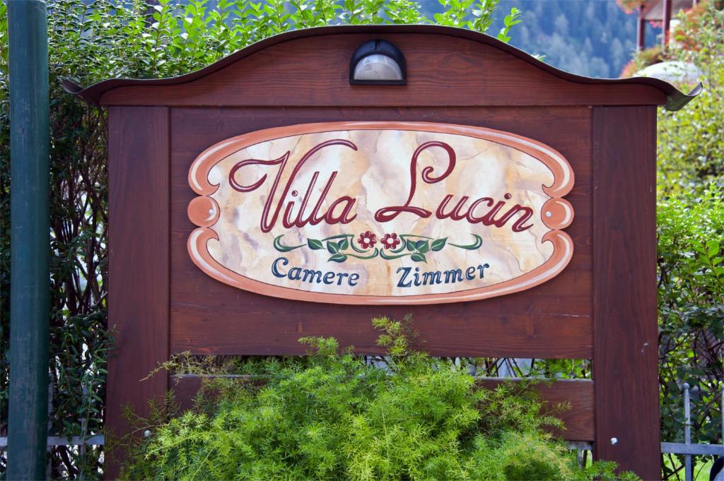 Certifikát, hodnocení, plakát nebo jiný dokument vystavený v ubytování Villa Lucin